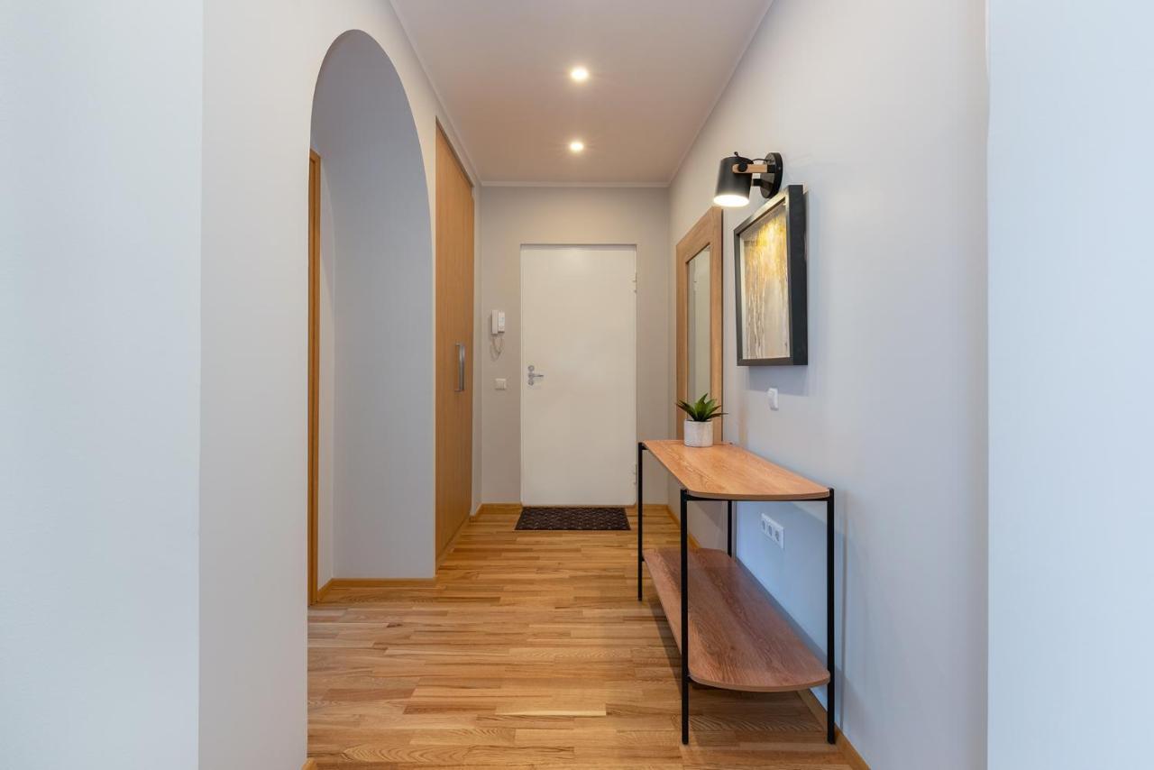 Old Town Luxury Penthouse Apartment With Emajogi View Тарту Экстерьер фото