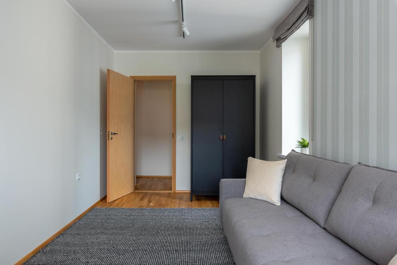 Old Town Luxury Penthouse Apartment With Emajogi View Тарту Экстерьер фото