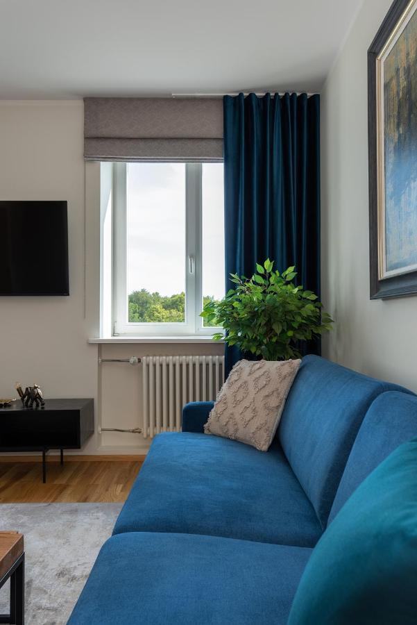 Old Town Luxury Penthouse Apartment With Emajogi View Тарту Экстерьер фото
