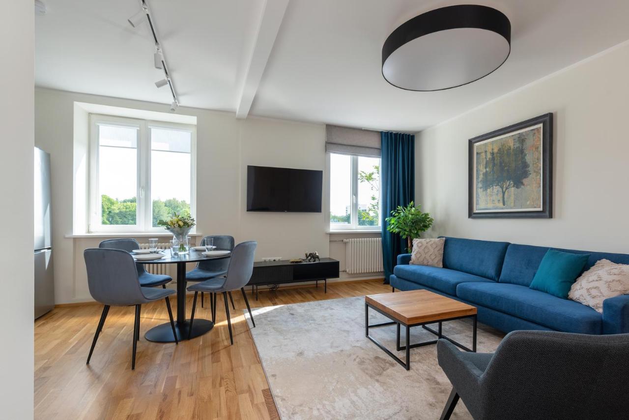 Old Town Luxury Penthouse Apartment With Emajogi View Тарту Экстерьер фото