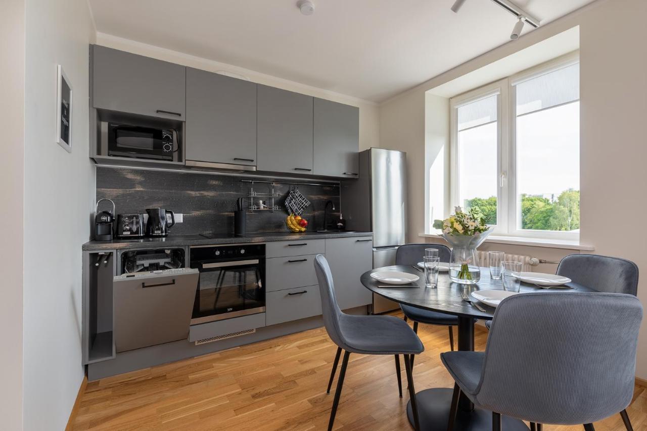 Old Town Luxury Penthouse Apartment With Emajogi View Тарту Экстерьер фото